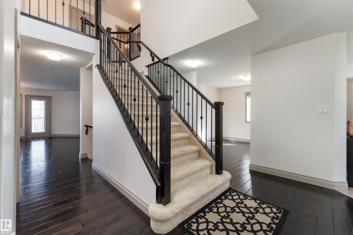 5414 Bonaventure Avenue, Edmonton, AB - Indoor Photo Showing Other Room