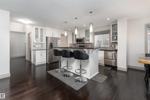 5414 Bonaventure Avenue, Edmonton, AB - Indoor Photo Showing Kitchen With Stainless Steel Kitchen With Upgraded Kitchen