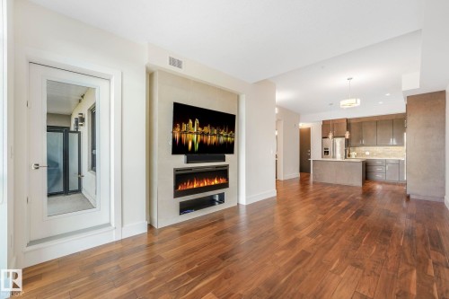 814 200 Bellerose Drive, St. Albert, AB - Indoor With Fireplace