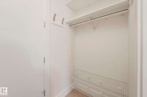 814 200 Bellerose Drive, St. Albert, AB - Indoor With Storage