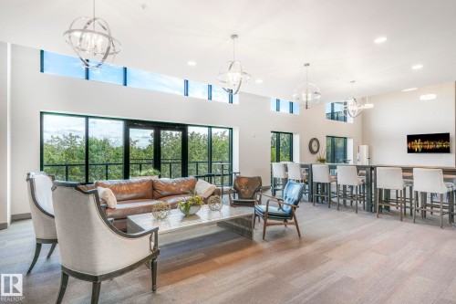 814 200 Bellerose Drive, St. Albert, AB - Indoor