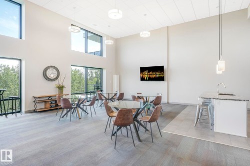 814 200 Bellerose Drive, St. Albert, AB - Indoor Photo Showing Dining Room