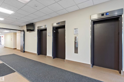 404 10149 Saskatchewan Drive, Edmonton, AB - Indoor Photo Showing Other Room