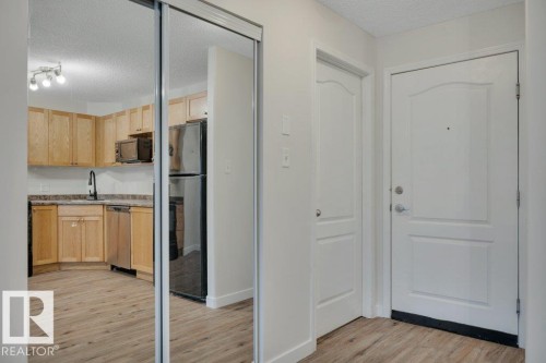 5103 7335 South Terwillegar Drive, Edmonton, AB - Indoor