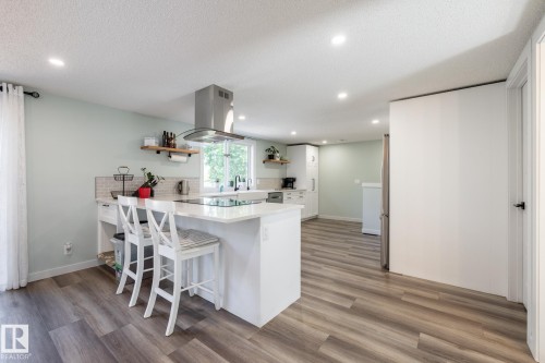 22355 Hwy 623, Rural Leduc County, AB - Indoor