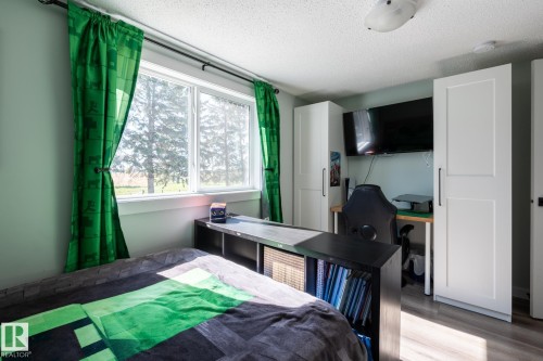 22355 Hwy 623, Rural Leduc County, AB - Indoor Photo Showing Bedroom