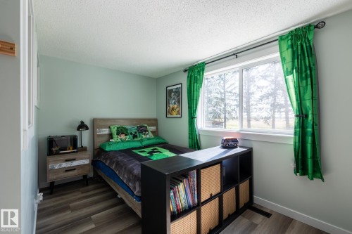 22355 Hwy 623, Rural Leduc County, AB - Indoor Photo Showing Bedroom