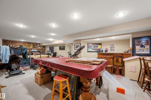 403 Twin Brooks Crescent, Edmonton, AB - Indoor Photo Showing Other Room