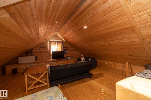 260 465015 Range Road 63A, Rural Wetaskiwin County, AB - Indoor