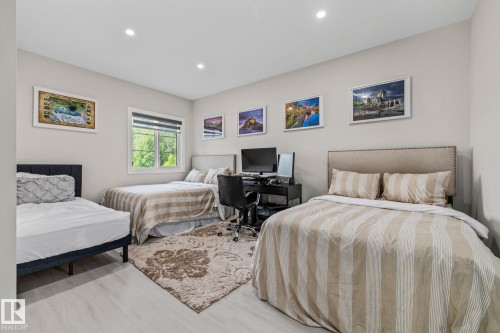 5225 55 55St, Wabamun, AB - Indoor Photo Showing Bedroom