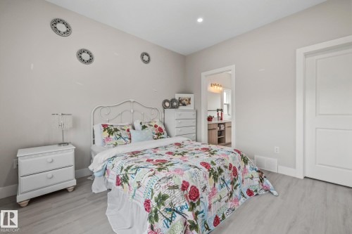 5225 55 55St, Wabamun, AB - Indoor Photo Showing Bedroom