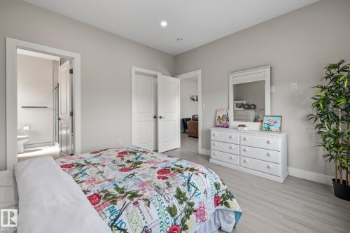 5225 55 55St, Wabamun, AB - Indoor Photo Showing Bedroom