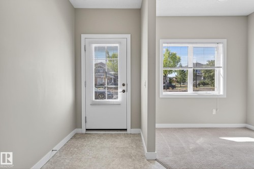 1091 Gault Boulevard, Edmonton, AB - Indoor Photo Showing Other Room