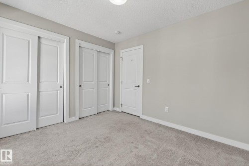 1091 Gault Boulevard, Edmonton, AB - Indoor Photo Showing Other Room