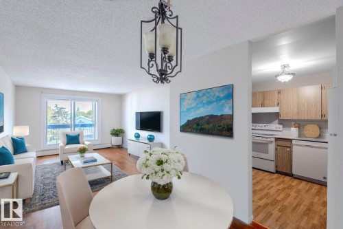 311 2624 Mill Woods Road E, Edmonton, AB - Indoor Photo Showing Other Room