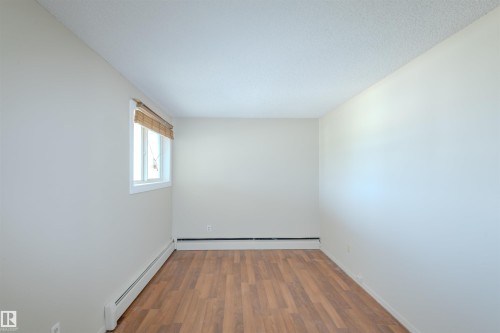 311 2624 Mill Woods Road E, Edmonton, AB - Indoor Photo Showing Other Room