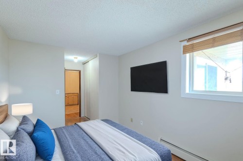 311 2624 Mill Woods Road E, Edmonton, AB - Indoor Photo Showing Bedroom