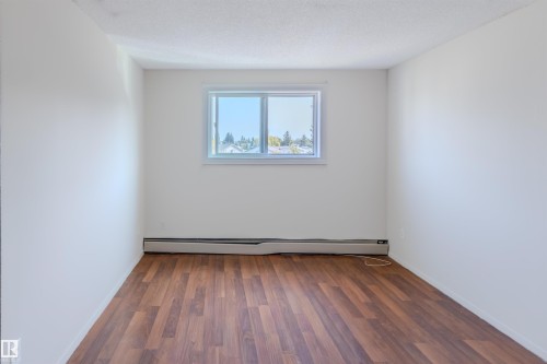 311 2624 Mill Woods Road E, Edmonton, AB - Indoor Photo Showing Other Room