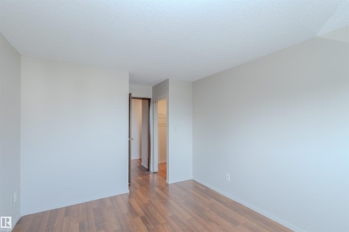 311 2624 Mill Woods Road E, Edmonton, AB - Indoor Photo Showing Other Room