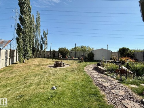 2927 30 Street, Edmonton, AB - Outdoor