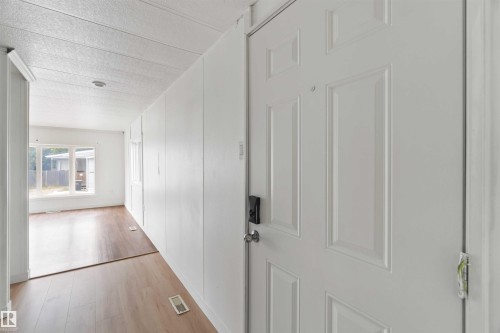 215 305 Calahoo Road, Spruce Grove, AB - Indoor Photo Showing Other Room