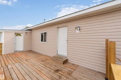 215 305 Calahoo Road, Spruce Grove, AB - Outdoor With Deck Patio Veranda With Exterior