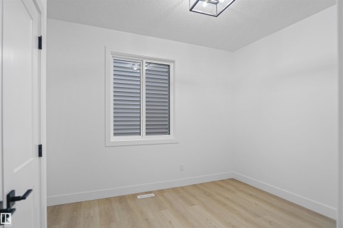 3620 6 Street, Edmonton, AB - Indoor Photo Showing Other Room