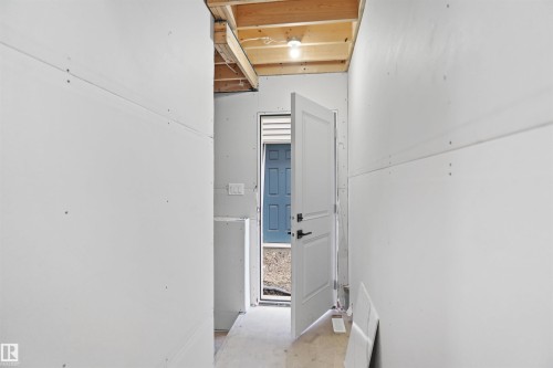 3620 6 Street, Edmonton, AB - Indoor Photo Showing Other Room