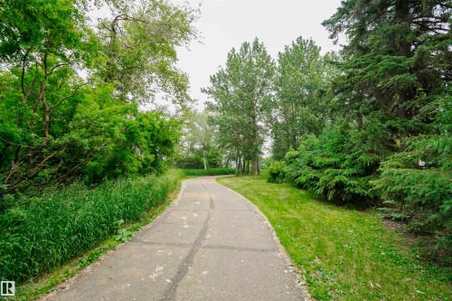 112 260 Sturgeon Road, St. Albert, AB - Outdoor