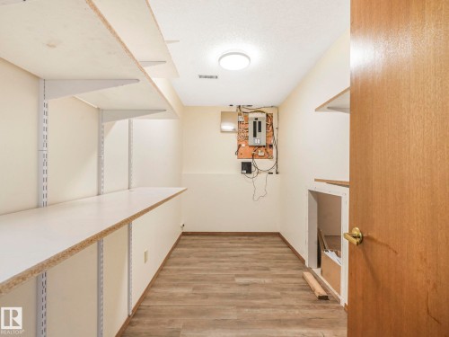 16812 95 Street, Edmonton, AB - Indoor Photo Showing Other Room