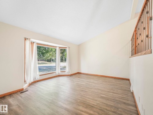 16812 95 Street, Edmonton, AB - Indoor Photo Showing Other Room