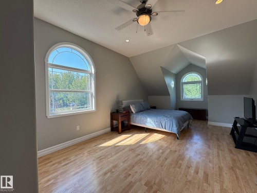 100 Aspen Drive, Athabasca Town, AB - Indoor Photo Showing Bedroom