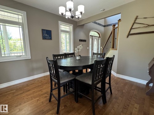 100 Aspen Drive, Athabasca Town, AB - Indoor Photo Showing Dining Room