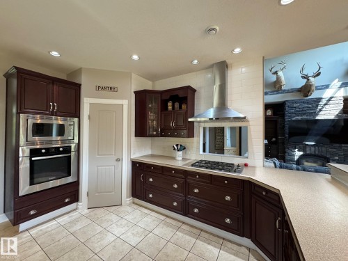100 Aspen Drive, Athabasca Town, AB - Indoor Photo Showing Kitchen