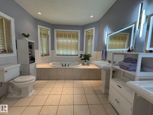 100 Aspen Drive, Athabasca Town, AB - Indoor Photo Showing Bathroom