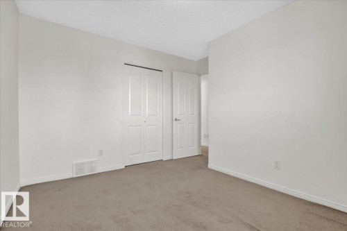 4074 33A Street, Edmonton, AB - Indoor Photo Showing Other Room