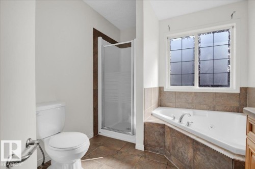 4074 33A Street, Edmonton, AB - Indoor Photo Showing Bathroom