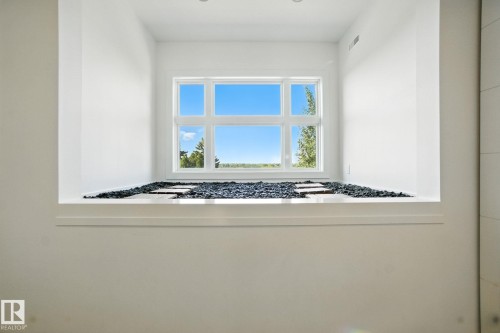 11823 Saskatchewan Drive, Edmonton, AB - Indoor Photo Showing Other Room