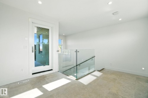 Spare room featuring recessed lighting - 11823 Saskatchewan Drive, Edmonton, AB - Indoor Photo Showing Other Room