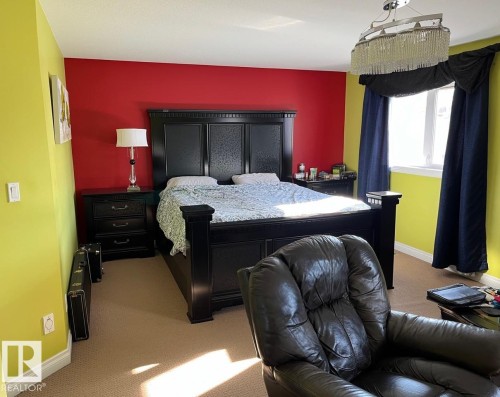 12944 119 Street, Edmonton, AB - Indoor Photo Showing Bedroom