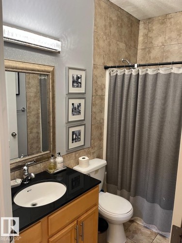 12944 119 Street, Edmonton, AB - Indoor Photo Showing Bathroom