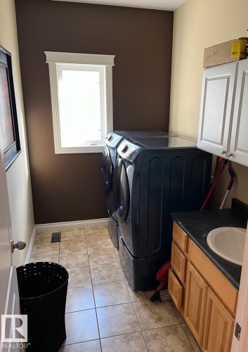 12944 119 Street, Edmonton, AB - Indoor Photo Showing Laundry Room