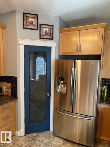 12944 119 Street, Edmonton, AB - Indoor Photo Showing Kitchen