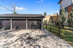 View of detached garage - 
