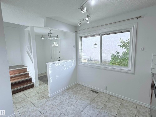 3171 138 Avenue, Edmonton, AB - Indoor