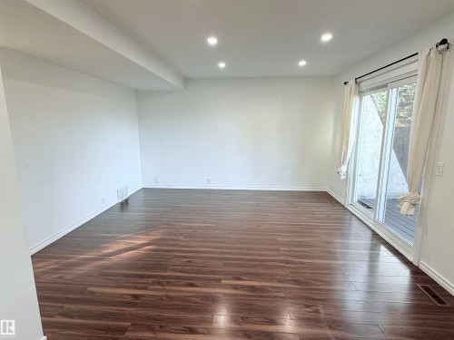 3171 138 Avenue, Edmonton, AB - Indoor Photo Showing Other Room
