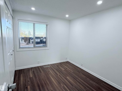 3171 138 Avenue, Edmonton, AB - Indoor Photo Showing Other Room
