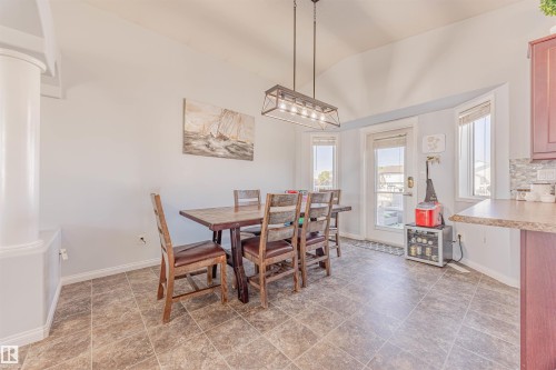 7808 163 Avenue, Edmonton, AB - Indoor Photo Showing Dining Room