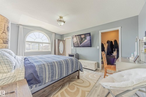 7808 163 Avenue, Edmonton, AB - Indoor Photo Showing Bedroom
