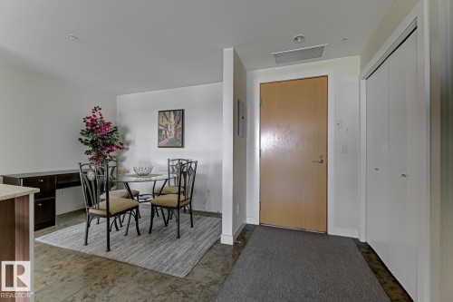 405 2510 109 Street Nw, Edmonton, AB - Indoor